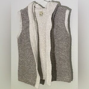 Sherpa Lined Hooded Vest with Glitter Details, size Large